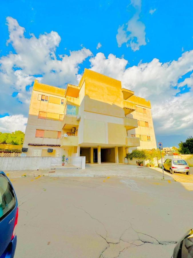 La Casetta Di Paola Gallipolli Exteriör bild